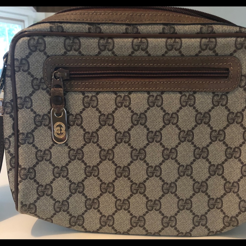 Amazzzing Vintage Gucci Purse !!!
